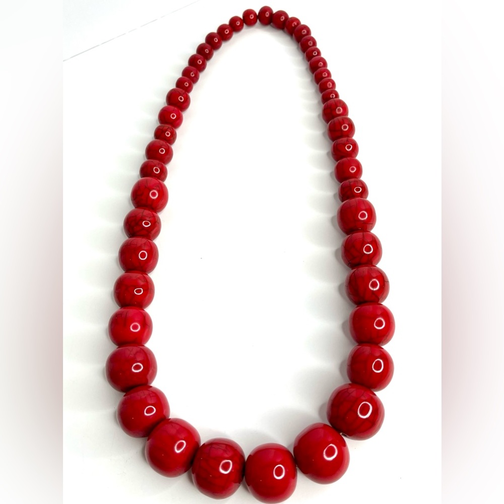 RED CORAL BEADED NECKLACE